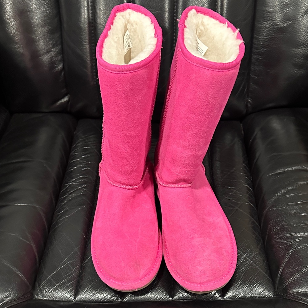Koolaburra by UGG Fuschia Kids Suede Boots